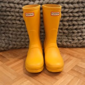 Yellow hunter rain boots